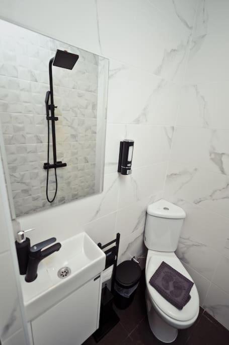 Agia 2 - Cozy One Room Apartment Sofia Esterno foto